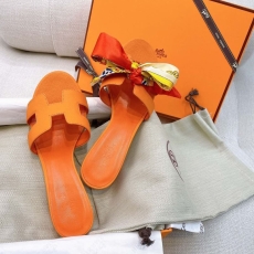 Hermes Slippers